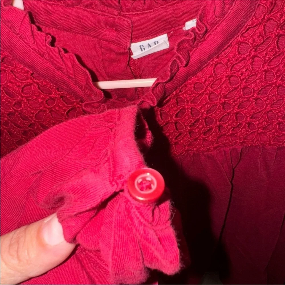 Girls Size L 10/12 Top Bundle GAP Red Lace + Old Navy Floral Blouse